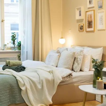 Modern & Spacious Near The Old Town Apartamento *