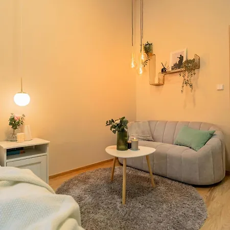 Apartamento Sage Seifertova 59 *