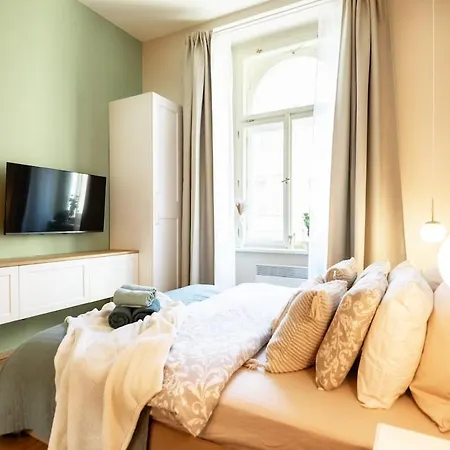 Apartamento Modern & Spacious Near The Old Town