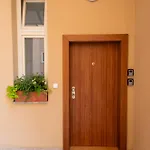 Lejlighed Modern & Spacious Near The Old Town Prag